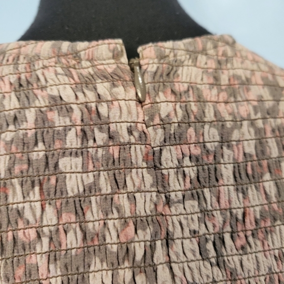 French Connection Erika Drape Printed Smock Dress in Khaki-Green Size Small - Picture 9 of 10